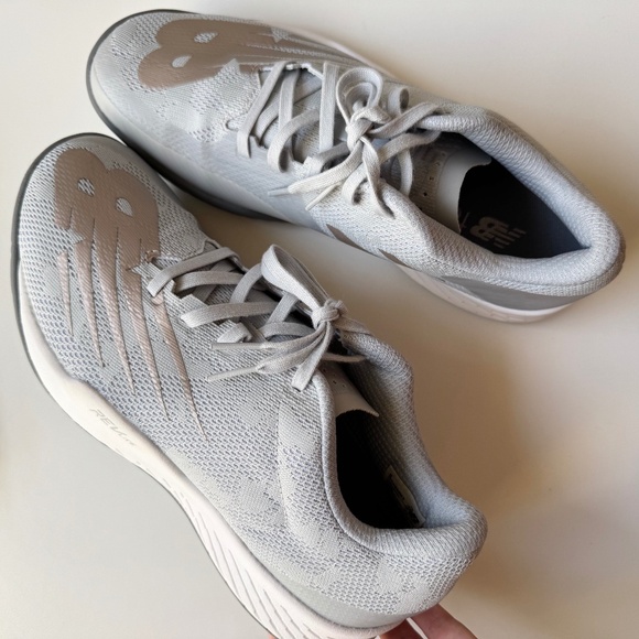 ✨NEW✨ NEW BALANCE Womens 896 V3 Revlite Hard Court Tennis Shoes Grey Sz US 8.5M - Picture 6 of 10